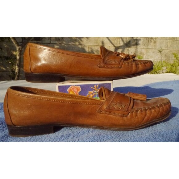 Cole Haan Loafers Tan Soft Leather Tasseled Slip On Shoes size 8.5 Made in Italy main image 4